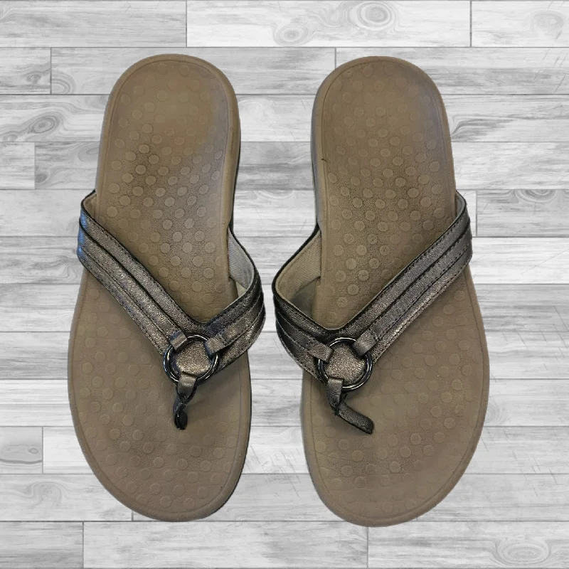 Sandals Flip Flops By Vionic In Grey, Size: 9